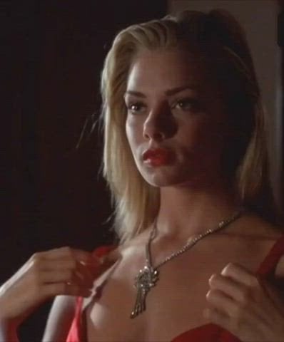 Jaime Pressly – Poison Ivy #3 Nude Sexy Video Leaked