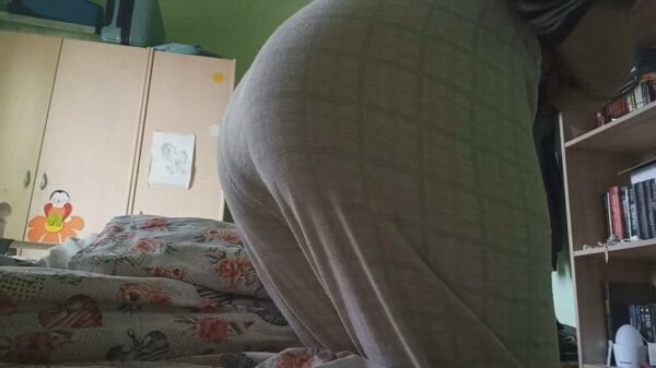 She prefer this pose for hard fuck Amateur Porn Sex