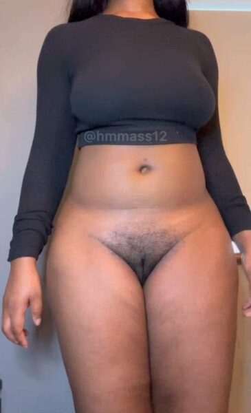 hmmass12 Onlyfans Girl Showing Her Big Tits Nude Porn Video