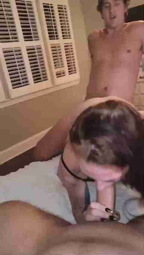 She loves being in between two cocks Amateur Threesome Sex