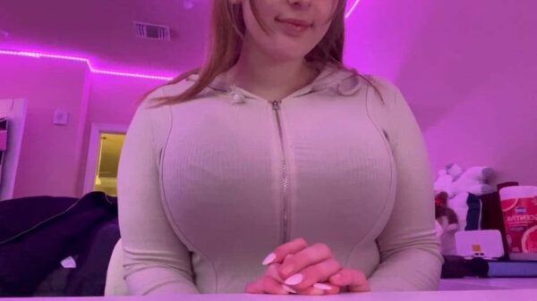 scarrettx7 Showing Her Big Tits Nude Video Leaked – 2
