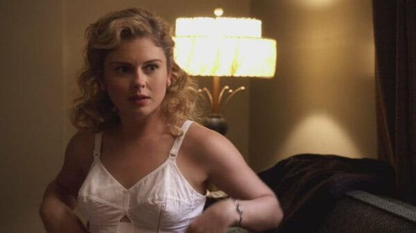 [Topless] Rose McIver in ‘Masters of Sex’ s1 (2013) (24