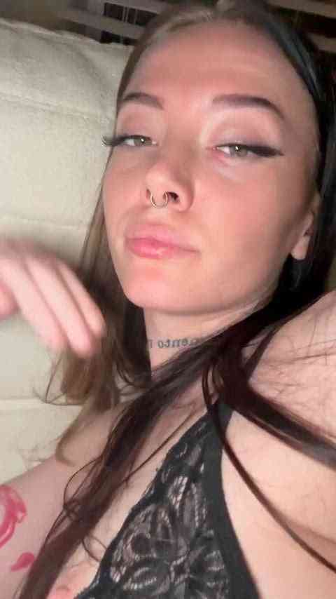 YrIntrusiveThot Petite Onlyfans Girl Nude Video Leaked – 724