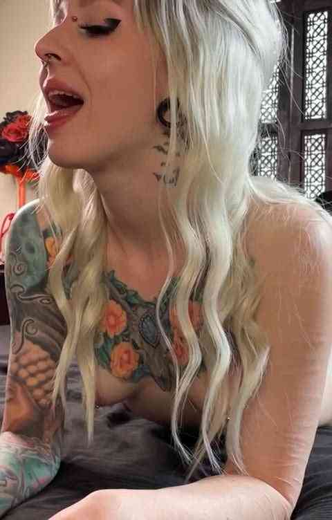 Luna_sonora2 Goth Onlyfans Girl Nude Porn Video Leaked – 46