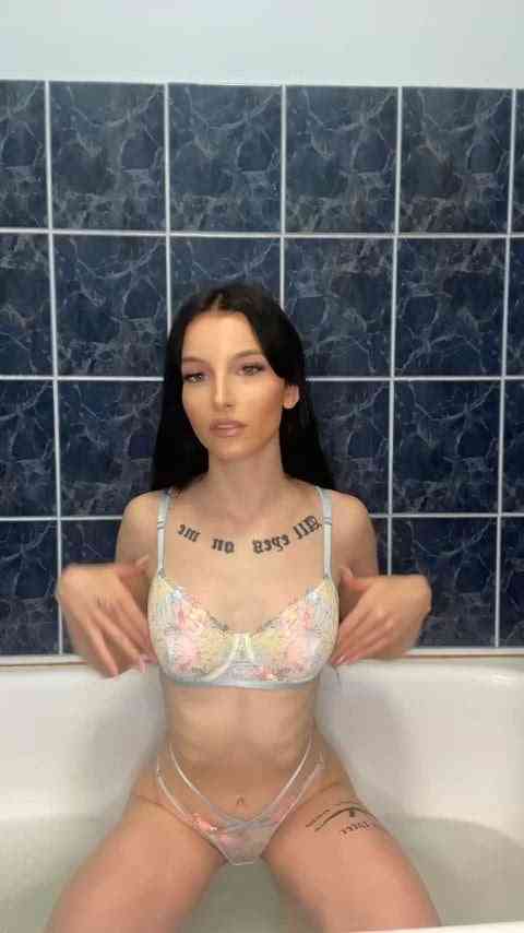 Apprehensive-Bee8671 Petite Onlyfans Girl Nude Video Leaked – 11