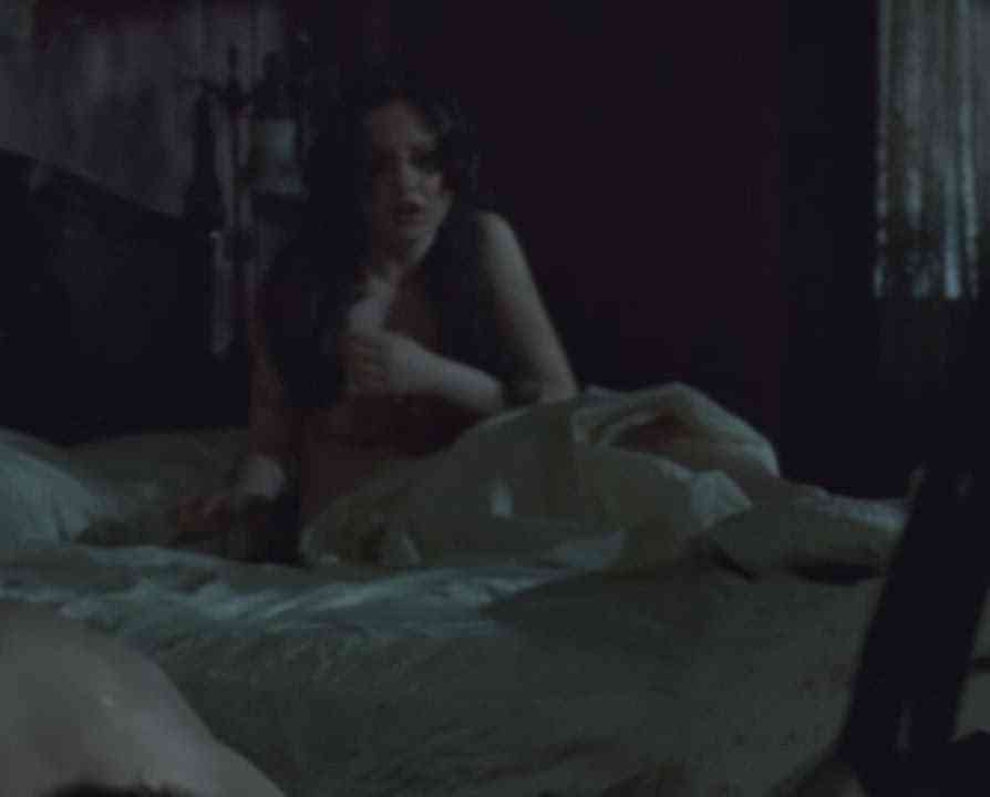 [TOPLESS] Emily Meade in Boardwalk Empire (2010) – Nude Sex