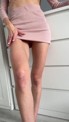 ari_queeen Nude Onlyfans Promotional Porn Video – 2
