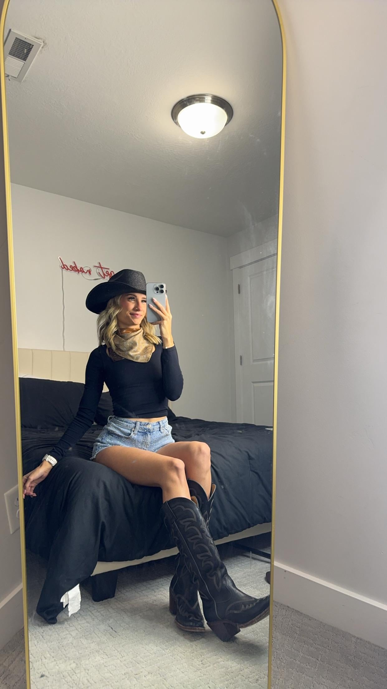 Aria @ariaonlyxo Nude Sexy Photo – 5