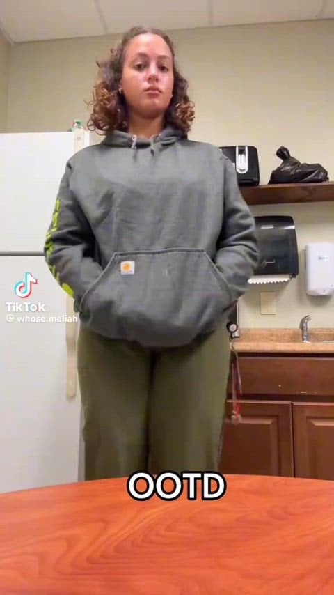 @whose.meliah Tiktok Girl Nude Sexy Video – 47