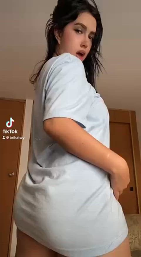 @briela0v Tiktok Girl Nude Sexy Video – 37