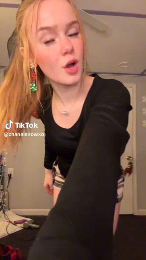 @chanelsnowxo Tiktok Girl Nude Sexy Video – 42