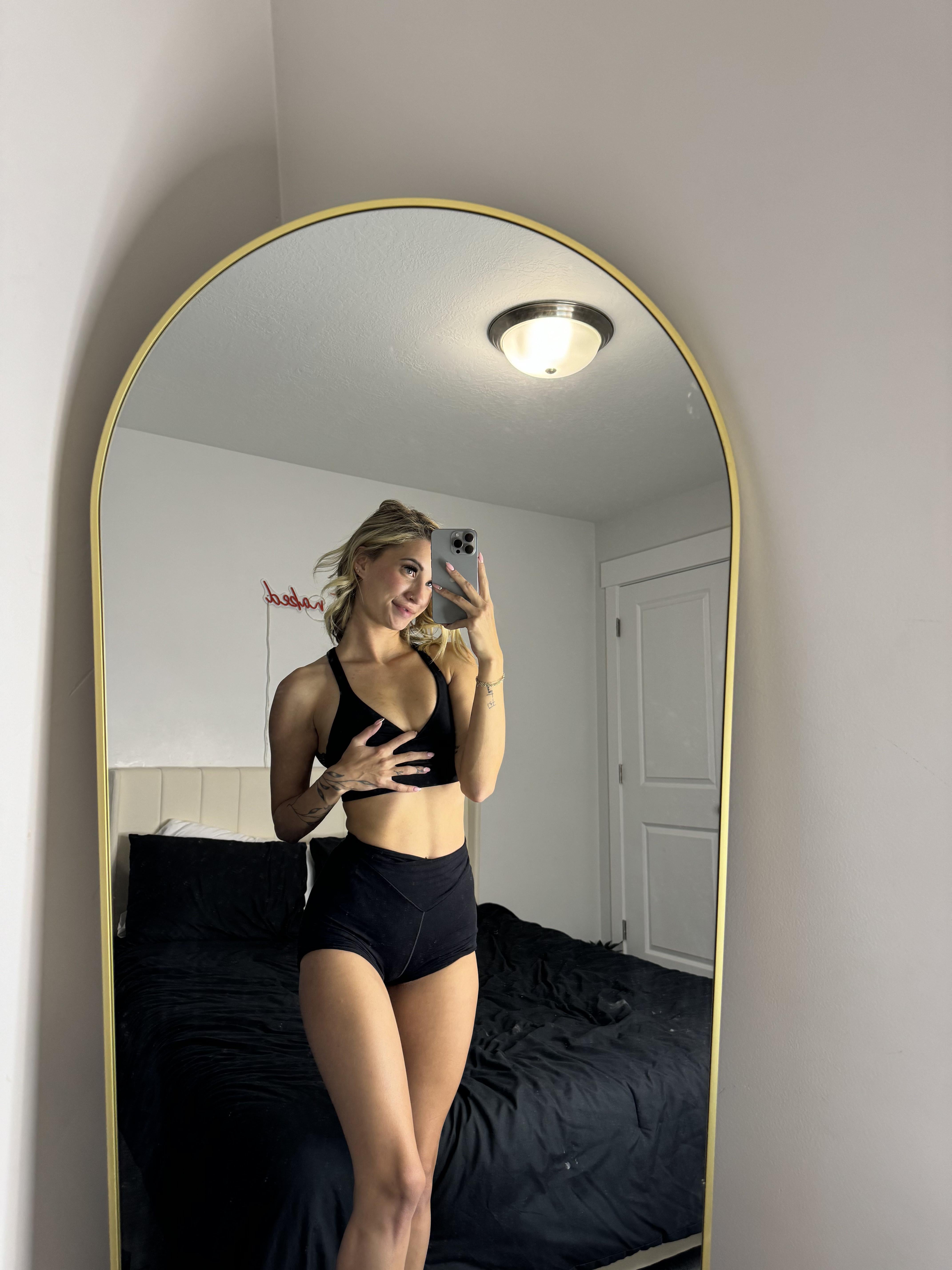 Aria @ariaonlyxo Nude Sexy Photo – 7