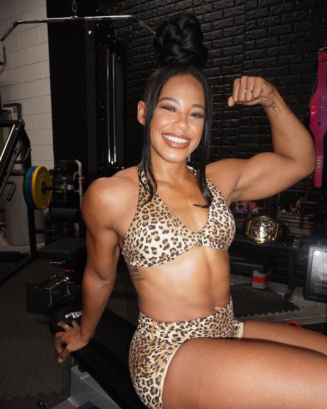 Bianca Belair (@biancabelairwwe) Nude Sexy Photo – 32