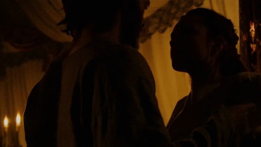 Florence Pugh – Outlaw King (2018) Nude Sex Video Scene