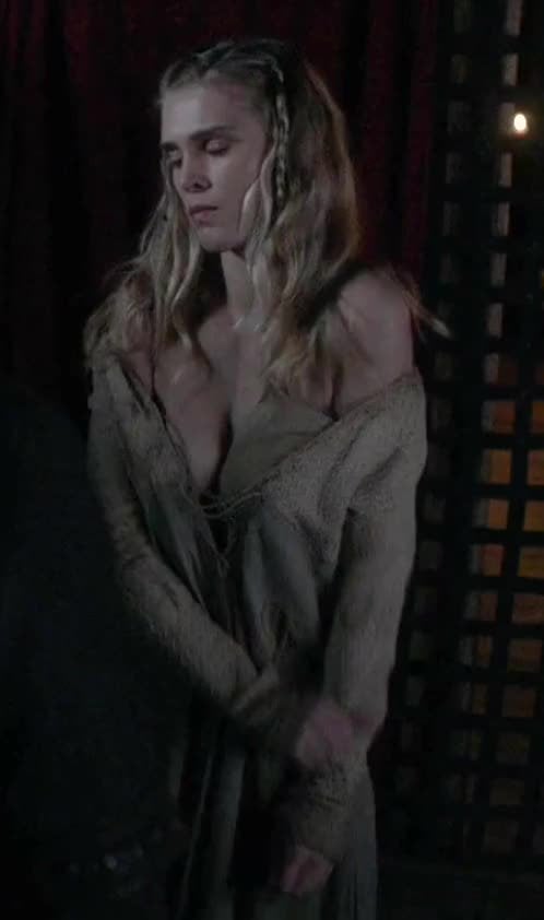 Gaia Weiss – Vikings S02 (2014) Nude Sex Video Scene