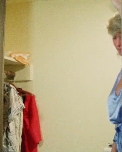 Susan E. Greene in Alien Outlaw (1985) Nude Sex Video