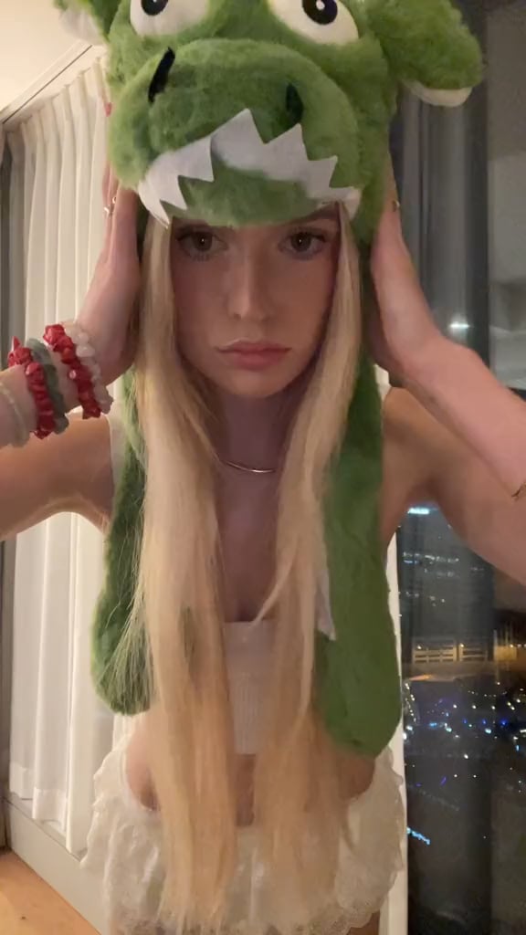 renae erica (@renaeericaaa) Nude Sexy Video – 11