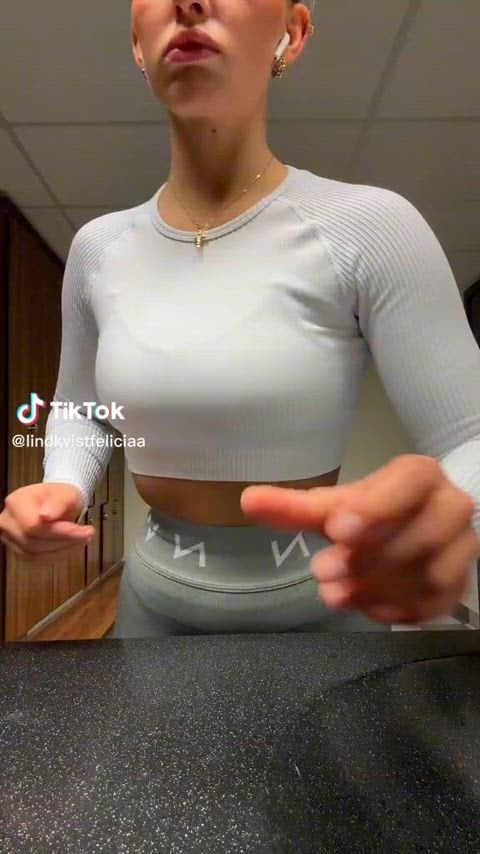 @lindkvistfeliciaa Tiktok Girl Nude Sexy Video – 45