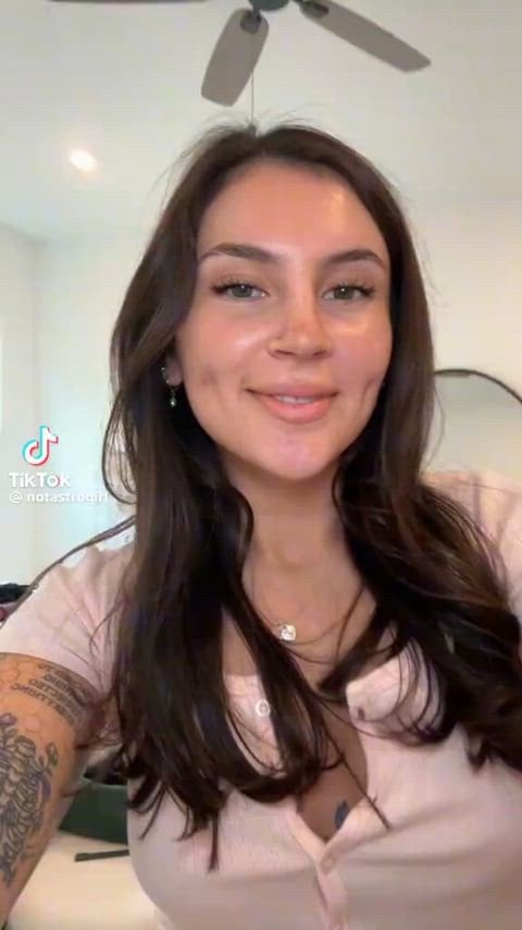 @notastrogirl Tiktok Girl Nude Sexy Video – 520