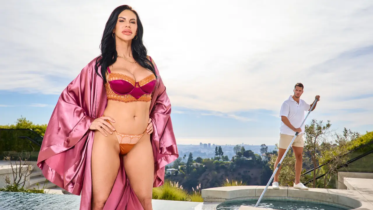 [Milfy] Piper Press – Trophy Wife Ditches Hubby For Pool