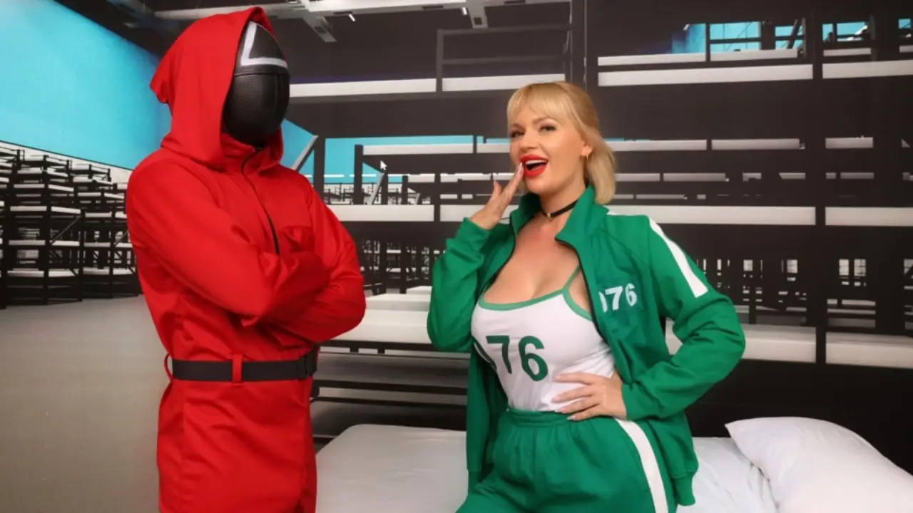 [SexMex] Emily Thorne – Squid Game Parody By SexMex –