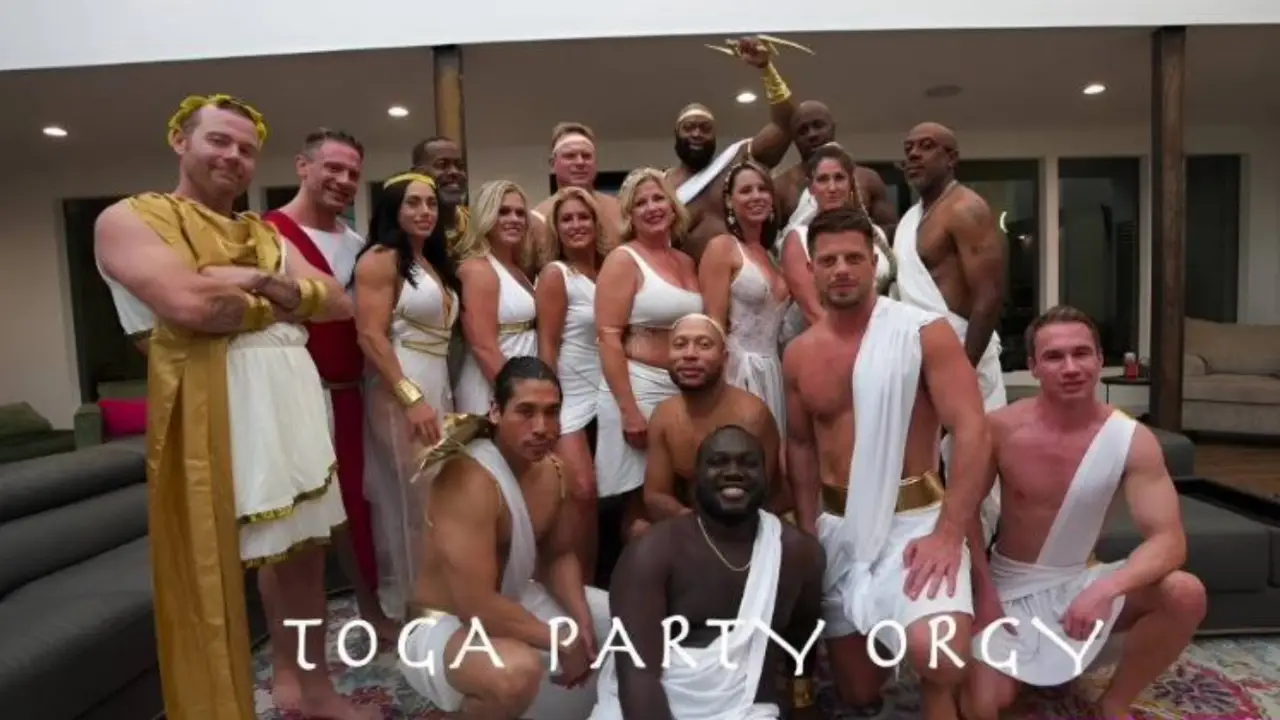 [OnlyFans] The Hotwife Tour Toga Orgy Premium Porn Video
