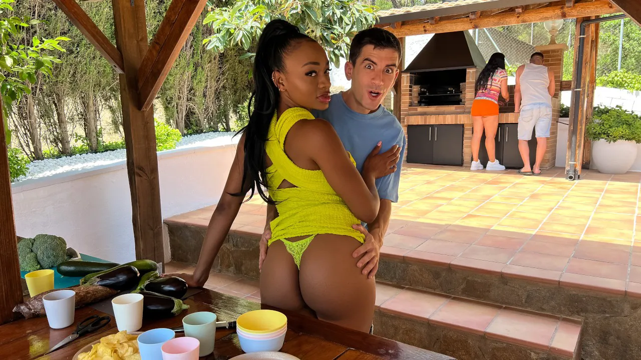 [RKPrime] Malia Lenoir – Sneaky Sex At Backyard BBQ Premium