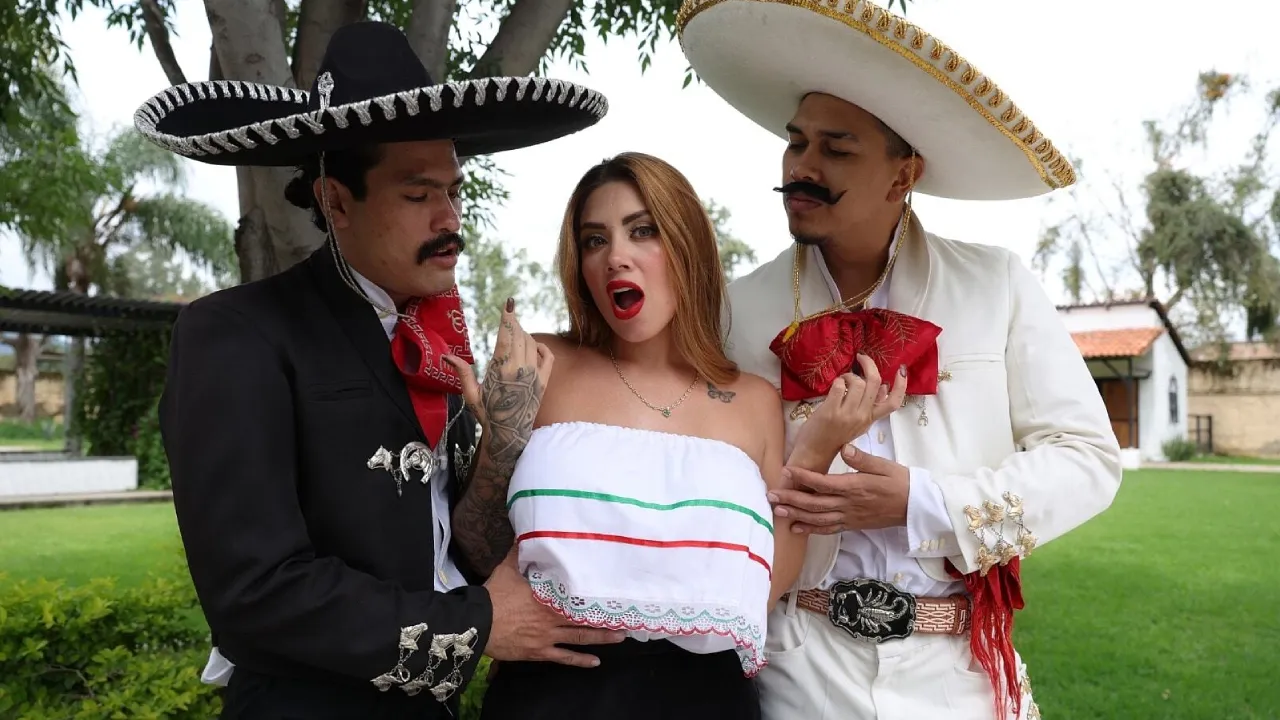 [SexMex] Sara Blonde – The Return Of Charro Vergara 1