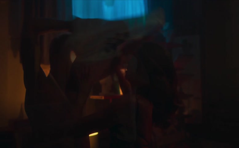 Aleksandra Solovyova Sexy Nude Scene in Tri Plyus Tri