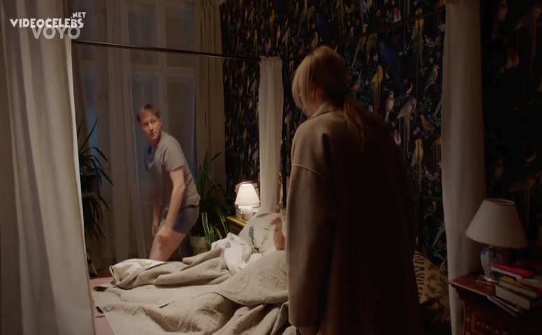 Barbora Seidlova Sexy Nude Scene in Zivot Pro Samouky