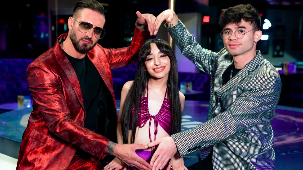 [FamilyStrokes] Ronnie Violet – “Daddy, I’ll Do Anything…” Spitroasting My