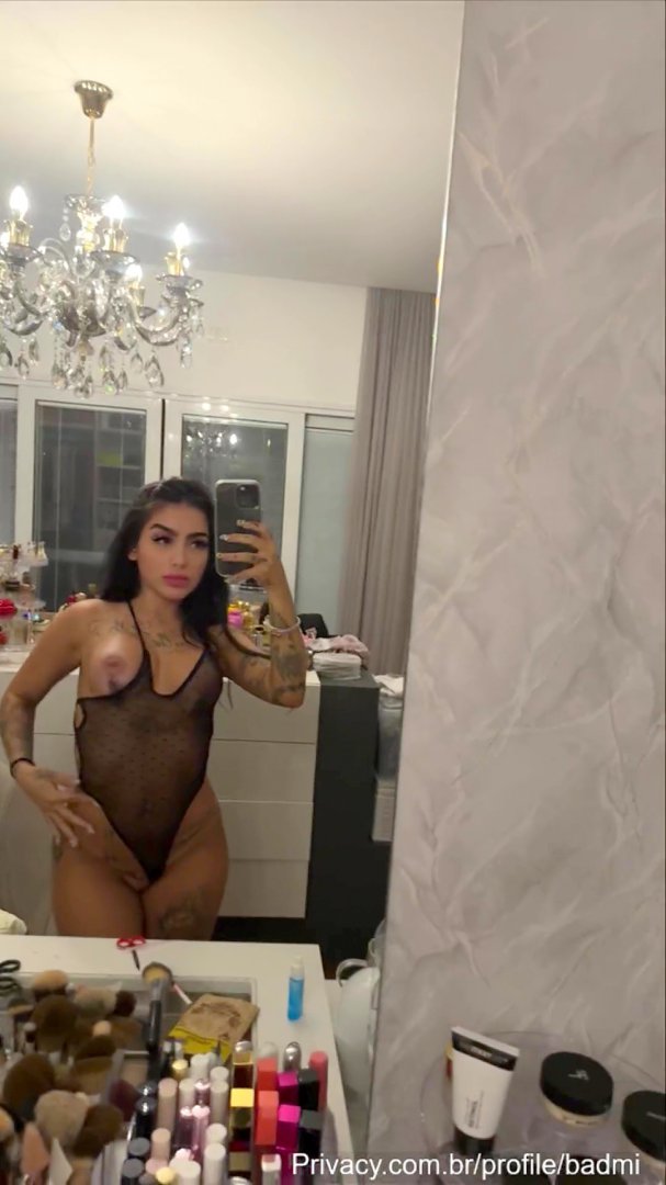Mc Mirella Nude Mirror Selfie Onlyfans Porn Video