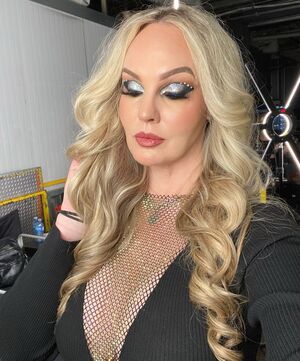 Shayna Wayne