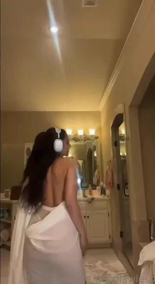 divaflawless / Nude Onlyfans Porn Video # 1763324841