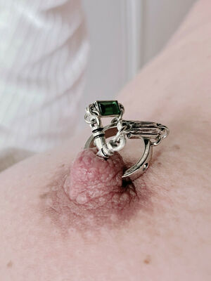 pierced_miyu