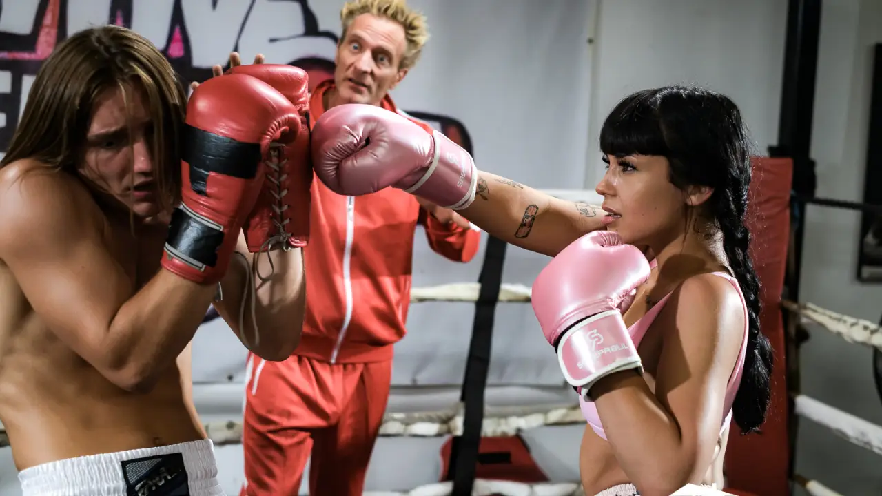 [FamilyStrokes] Beca Barbie – Million Dollar Beca – A Feisty