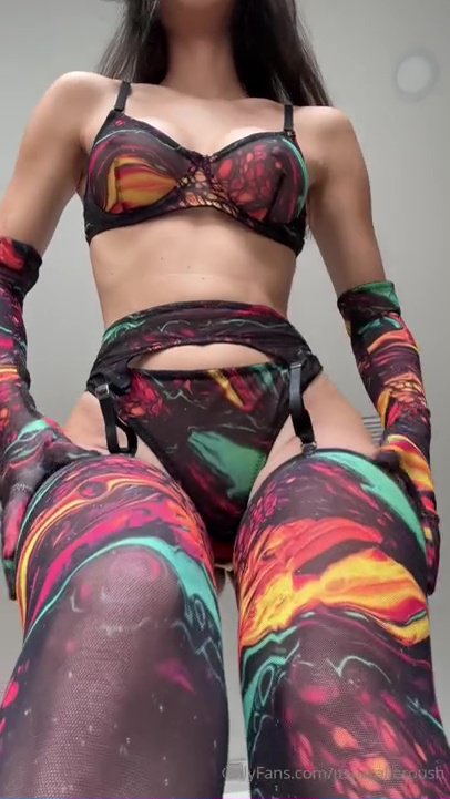 Natalie Roush Squating Close Onlyfans Porn Video