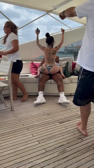 bhadbhabie / Nude Onlyfans Porn Video # 1766670036