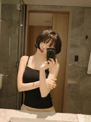 Sakura Miyawaki 宮脇 咲良