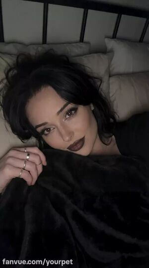 Maya_bell97