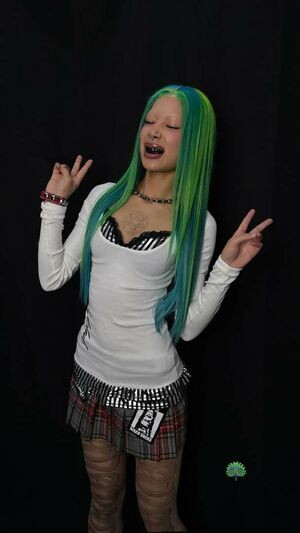Molly Santana