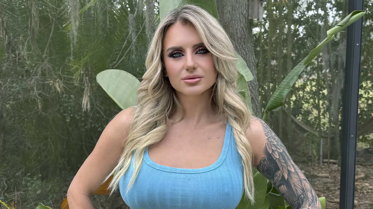 [OpenFamily] Blonde Bombshell Anastasia Shades loves to fuck in an