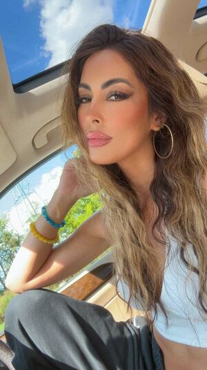 Ali Lee