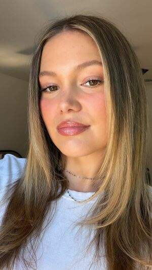 Olivia Holt