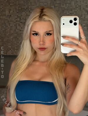 Sarahtoninx9_