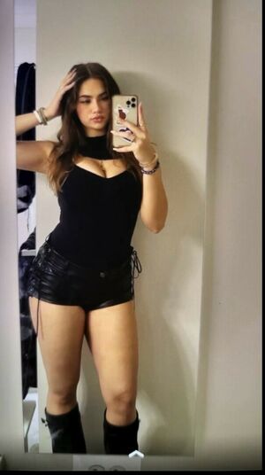 Olivia Silfies