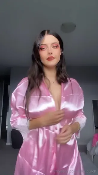 juliaburch / juliaaburch Nude Onlyfans Porn Video # 1774797532