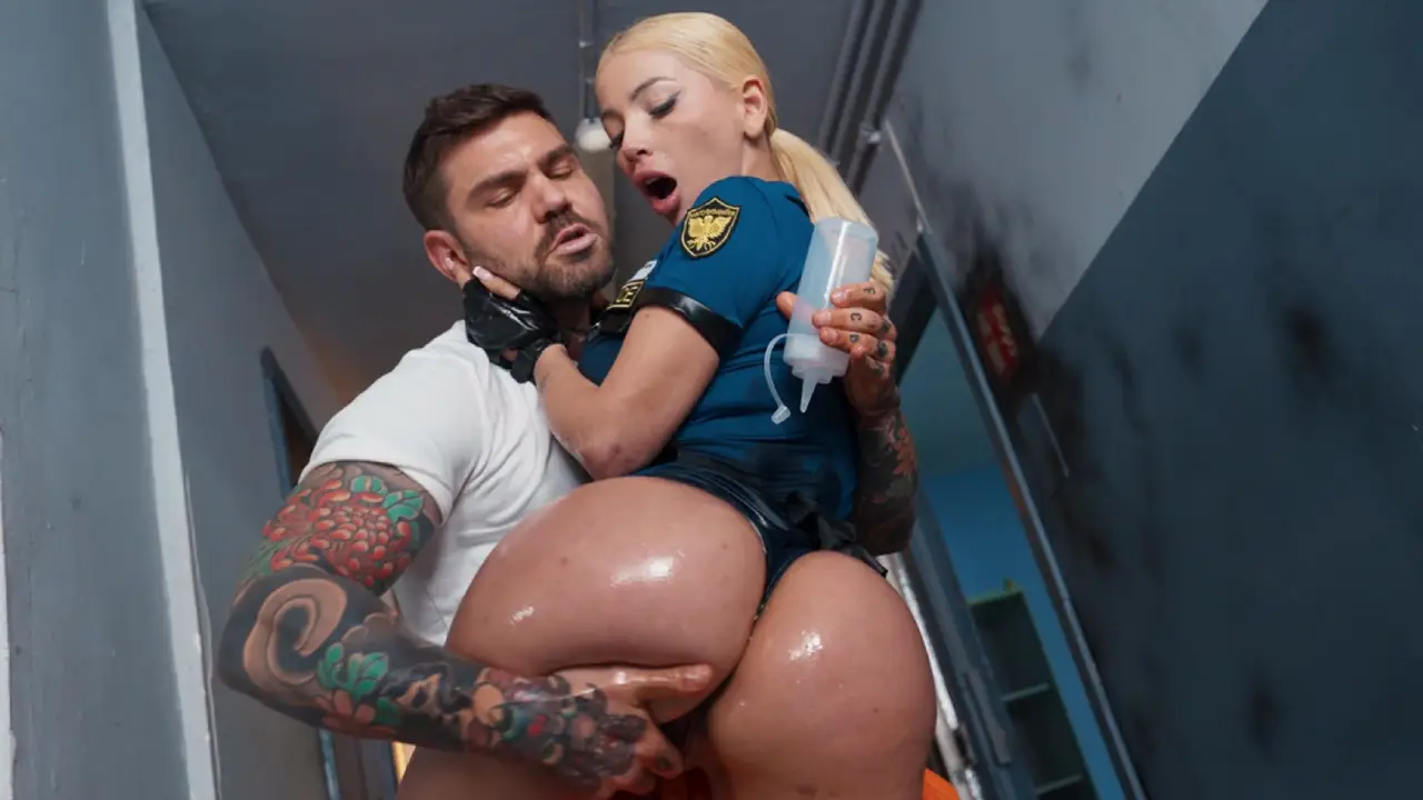 [BrazzersExxtra] Gatita Veve – Serving Hard Time Premium Porn Video