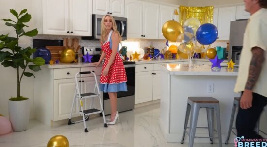 Bunny Madison – Stepmom And I Celebrate Manuary – MomWantsToBreed