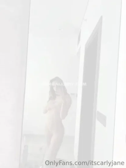 itscarlyjane / Nude Onlyfans Porn Video # 1780325389